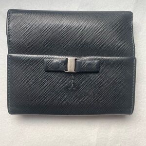 Ferragamo Vara Small Bow Wallet, Black
